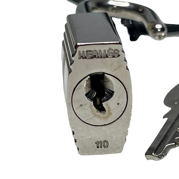 Hermès Palladium Plated Padlock and Keys Set No.110 Authentic Bag Lock Accessory - Picture 2 of 10